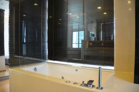 Condominio de 2 dormitorios en Bangkok, Tailandia № 66650 - foto 18