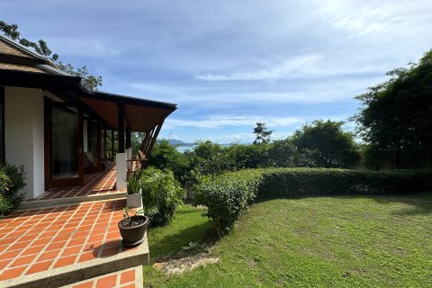 Casa de 4 dormitorios en Ko Samui, Tailandia № 66653 - foto 21