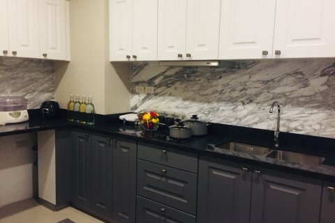 Condominio de 2 dormitorios en Bangkok, Tailandia № 66649 - foto 14