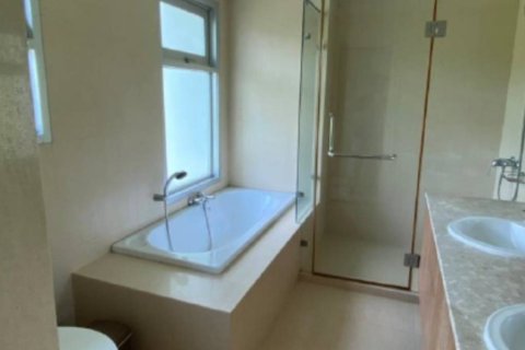 Condominio de 2 dormitorios en Phuket, Tailandia № 172926 - foto 7