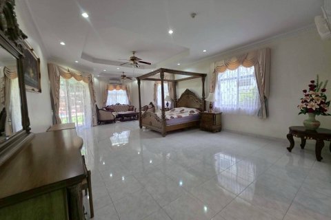 บ้านในชลบุรี, ประเทศไทย 5 ห้องนอน № 146480 - รูปถ่าย 27