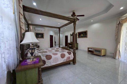 บ้านในชลบุรี, ประเทศไทย 5 ห้องนอน № 146480 - รูปถ่าย 29