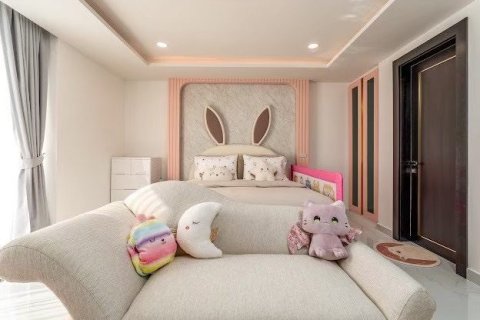 Casa de 7 dormitorios en Pattaya, Tailandia № 146478 - foto 11