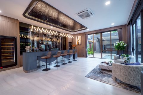 Casa de 7 dormitorios en Pattaya, Tailandia № 146476 - foto 9