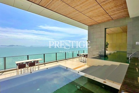 Condo in Pattaya, Thailand, 3 bedrooms № 198465 - photo 21