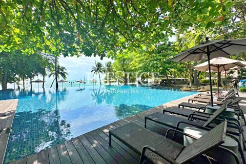 Condo in Pattaya, Thailand, 3 bedrooms № 198465 - photo 22