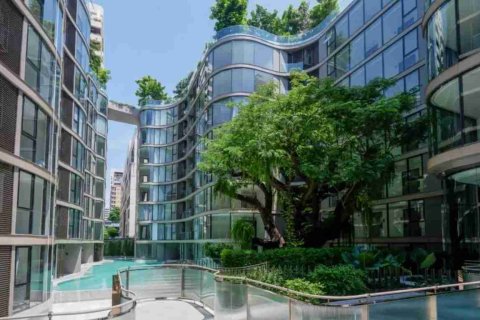 Condo in Bangkok, Thailand, 2 bedrooms  № 183950