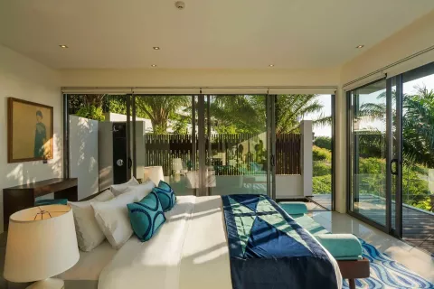 Chalet de 6 dormitorios en Kathu, Tailandia № 138468 - foto 27