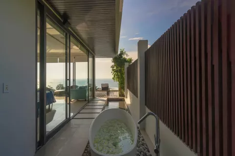 Chalet de 6 dormitorios en Kathu, Tailandia № 138468 - foto 20