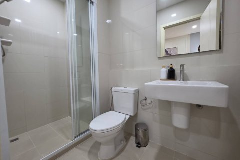 Apartamento de 2 habitaciones en Pattaya, Tailandia № 205793 - foto 13