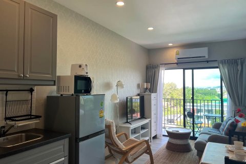 Apartamento de 2 habitaciones en Pattaya, Tailandia № 205798 - foto 4
