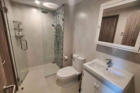 Apartamento de 2 habitaciones en Pattaya, Tailandia № 205798 - foto 6