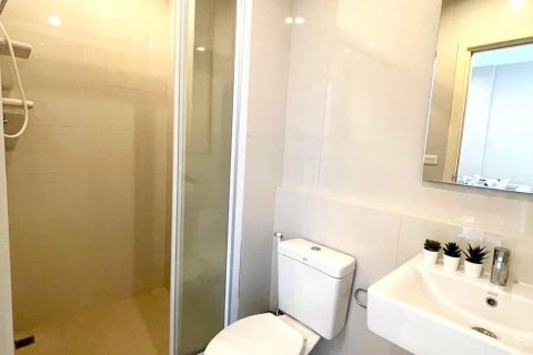Apartamento de 2 habitaciones en Pattaya, Tailandia № 205792 - foto 5