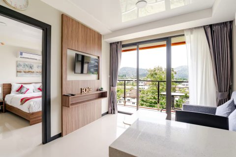Apartamento de 2 habitaciones en Pattaya, Tailandia № 205797 - foto 2