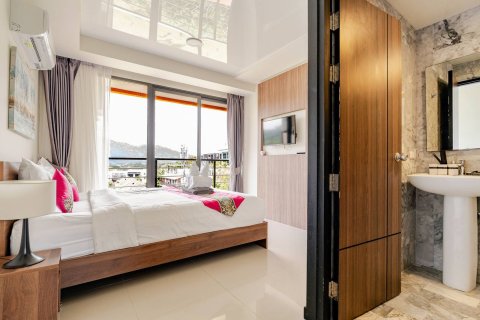 Apartamento de 2 habitaciones en Pattaya, Tailandia № 205797 - foto 13