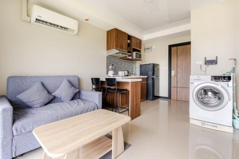 Apartment in Pattaya, Thailand 2 rooms № 205797