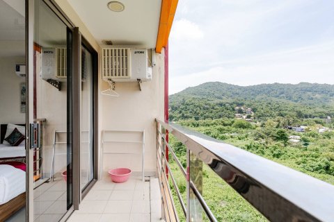 Apartamento de 2 habitaciones en Pattaya, Tailandia № 205797 - foto 19