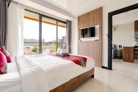Apartamento de 2 habitaciones en Pattaya, Tailandia № 205797 - foto 14