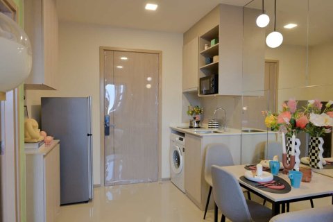 Condominio de 1 dormitorio en Bangkok, Tailandia № 203635 - foto 24