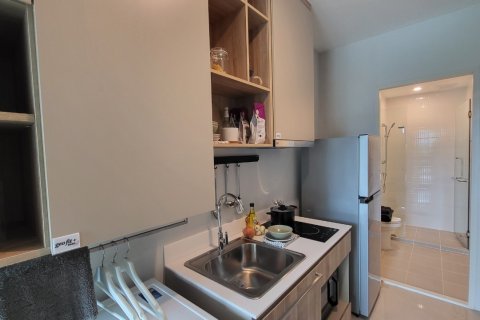 Condominio de 1 dormitorio en Bangkok, Tailandia № 203631 - foto 7