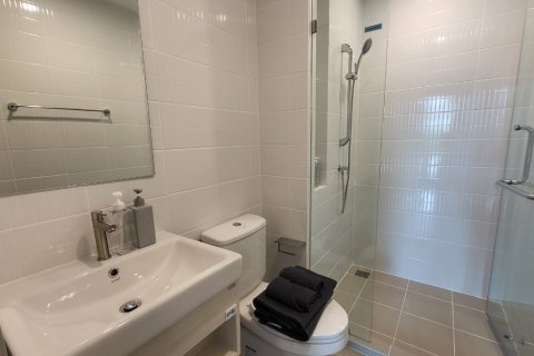Condominio de 1 dormitorio en Bangkok, Tailandia № 203631 - foto 5
