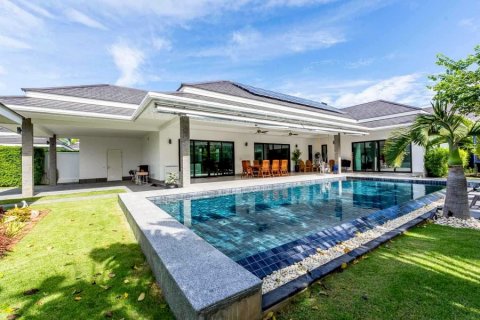 วิลล่าในอำเภอหัวหิน, ประเทศไทย 3 ห้องนอน № 175600