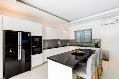 Villa in Hua Hin, Thailand 3 Schlafzimmer № 175600 - Foto 9