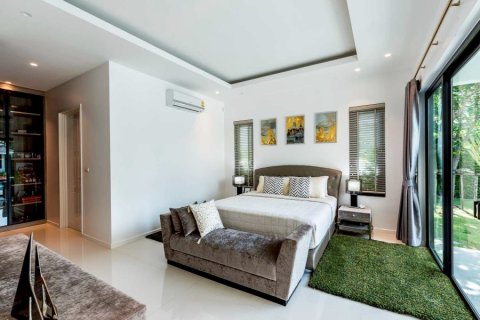 Villa in Hua Hin, Thailand 3 Schlafzimmer № 175600 - Foto 10