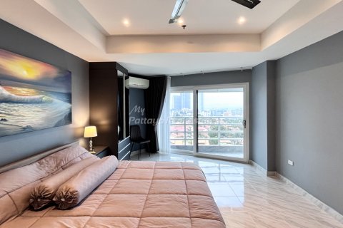 Condominio de 1 dormitorio en Bang Lamung, Tailandia № 175597 - foto 20