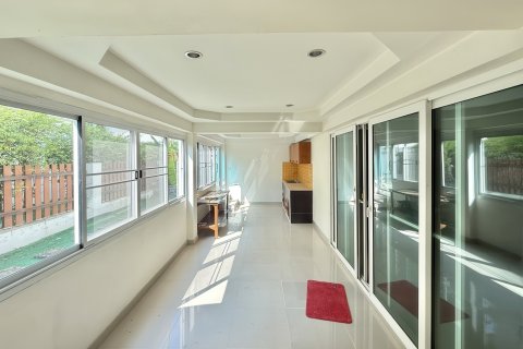 House in Pattaya, Thailand 6 bedrooms № 172608 - photo 21