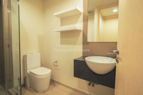Condominio de 1 dormitorio en Bang Lamung, Tailandia № 172605 - foto 12