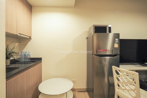 Condominio de 1 dormitorio en Bang Lamung, Tailandia № 172605 - foto 2