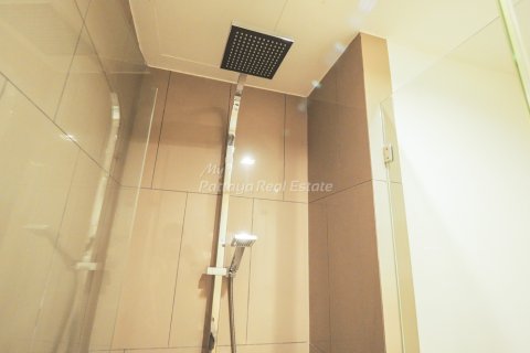 Condominio de 1 dormitorio en Bang Lamung, Tailandia № 172605 - foto 13