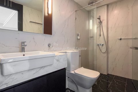 Condominio de 1 dormitorio en Bang Lamung, Tailandia № 172606 - foto 9