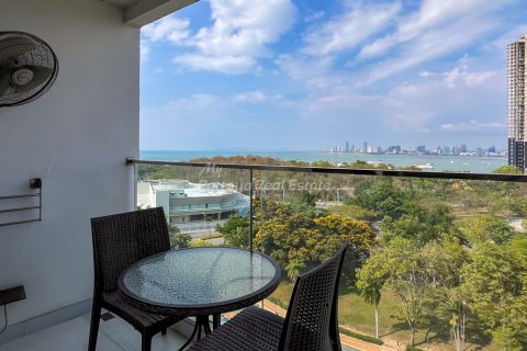 Condominio de 1 dormitorio en Bang Lamung, Tailandia № 172606 - foto 10