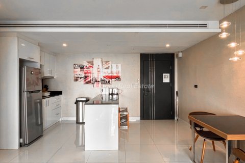 Condominio de 1 dormitorio en Bang Lamung, Tailandia № 172606 - foto 2
