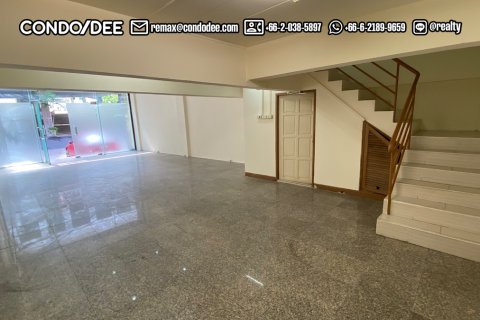 Gewerbeimmobilie in Watthana, Bangkok, Thailand 350 m2 № 200828 - Foto 4