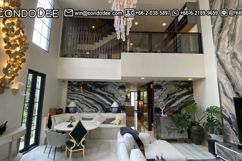 Reihenhaus in Watthana, Bangkok, Thailand 4 Schlafzimmer № 200829