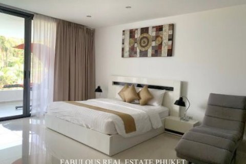 Condominio de 2 dormitorios en Surin Beach, Tailandia № 179838 - foto 5