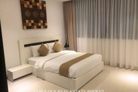 Condominio de 2 dormitorios en Surin Beach, Tailandia № 179838 - foto 11