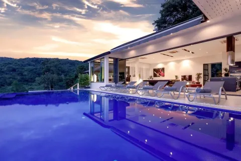 Villa in Kathu, Thailand 6 Schlafzimmer № 156428