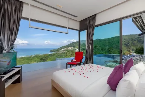Chalet de 6 dormitorios en Kathu, Tailandia № 156428 - foto 26