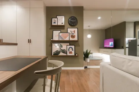 Studio dans le Condo à Yan Nawa, Bangkok, Thaïlande  № 171002