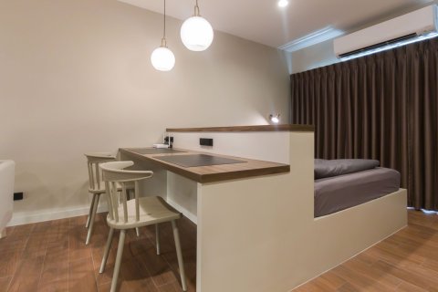 Estudio en el condominio en Yan Nawa, Bangkok, Tailandia № 171002 - foto 9