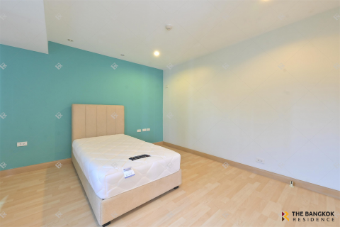 Apartamento de 3 dormitorios en Bangkok, Tailandia № 209293 - foto 8