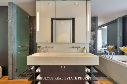 Condominio de 2 dormitorios en Surin Beach, Tailandia № 179815 - foto 16