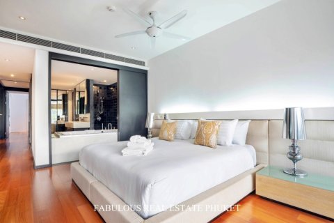 Condominio de 2 dormitorios en Surin Beach, Tailandia № 179815 - foto 11