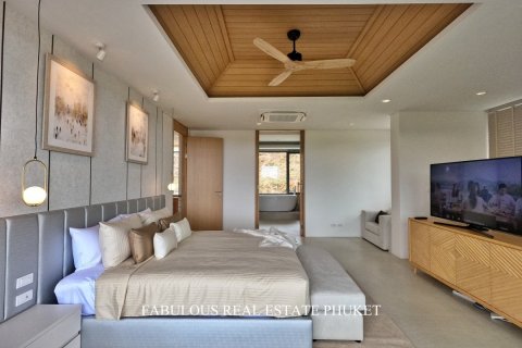 Apartamento de 3 dormitorios en Bang Tao, Tailandia № 179818 - foto 16