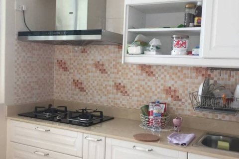 Condominio de 3 dormitorios en Suan Luang, Bangkok, Tailandia № 151017 - foto 8
