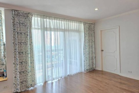 Condominio de 3 dormitorios en Suan Luang, Bangkok, Tailandia № 151017 - foto 3